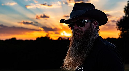 Cody Jinks bringing his Hippies And Cowboys Tour to Kelowna this summer